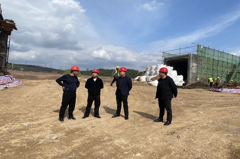 拼經(jīng)濟(jì)，比發(fā)展②┃范文偉督戰(zhàn)在建項(xiàng)目